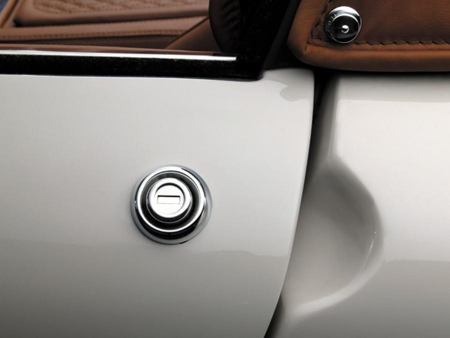 Детали экстерьера Wiesmann MF3 2003 года  (фото 34 из 61)